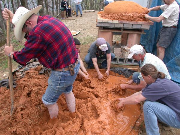 Cob Oven workshop with Tom Trout